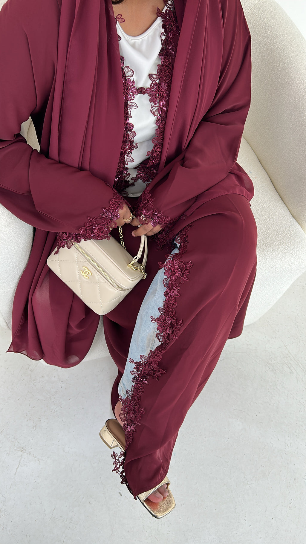 Amira maroon abaya