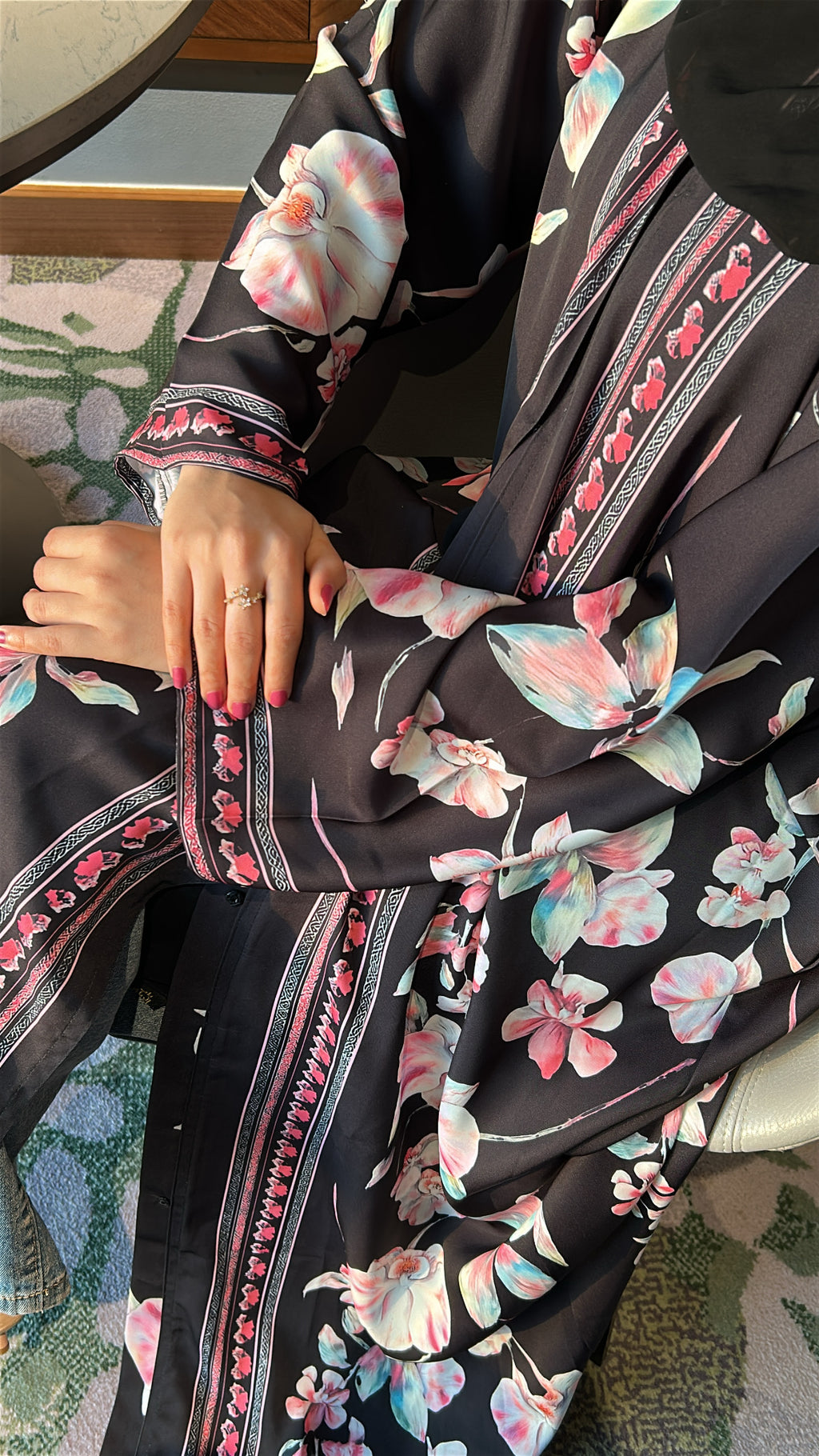 Midnight bloom abaya