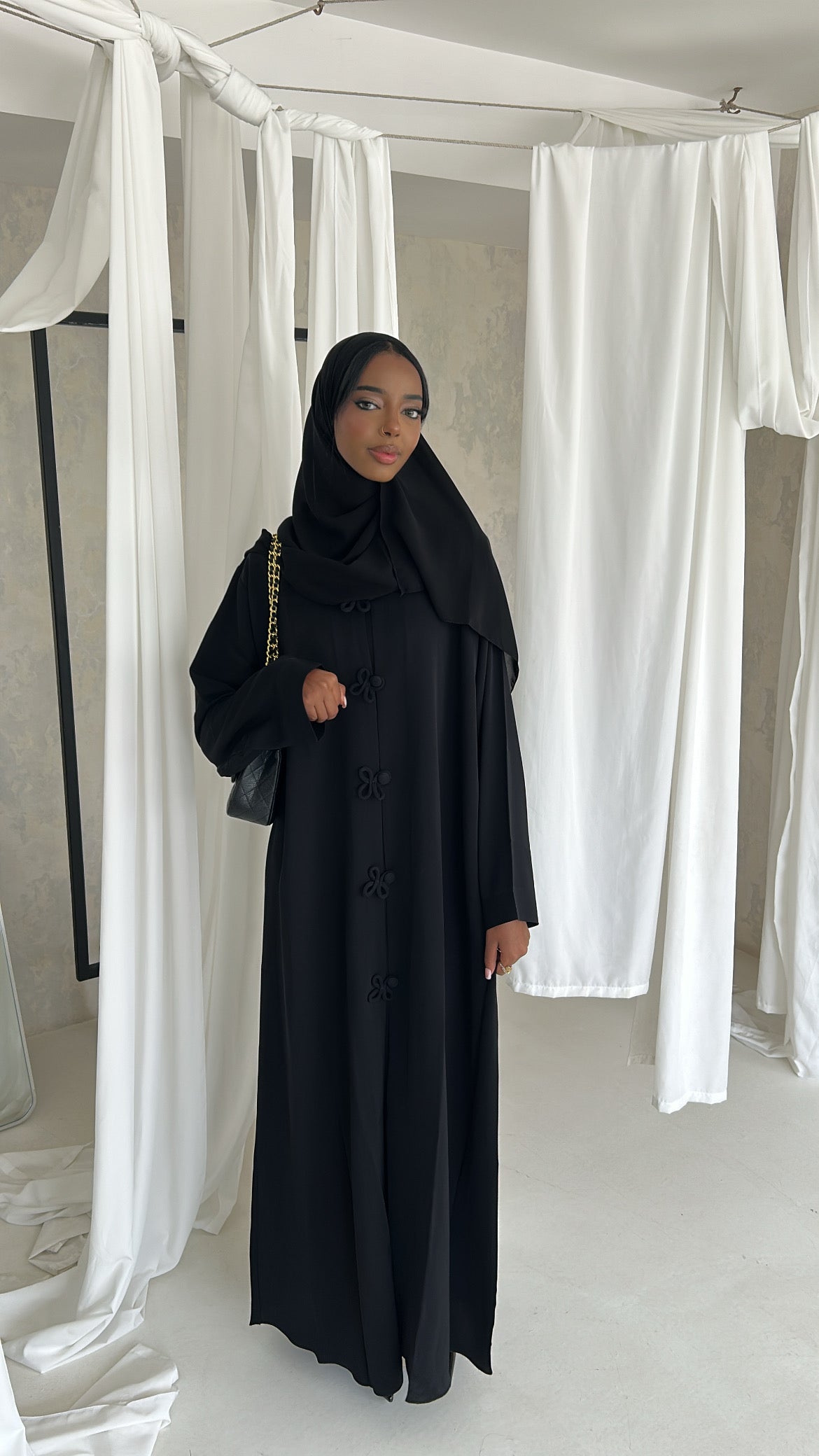 Aminah black abaya