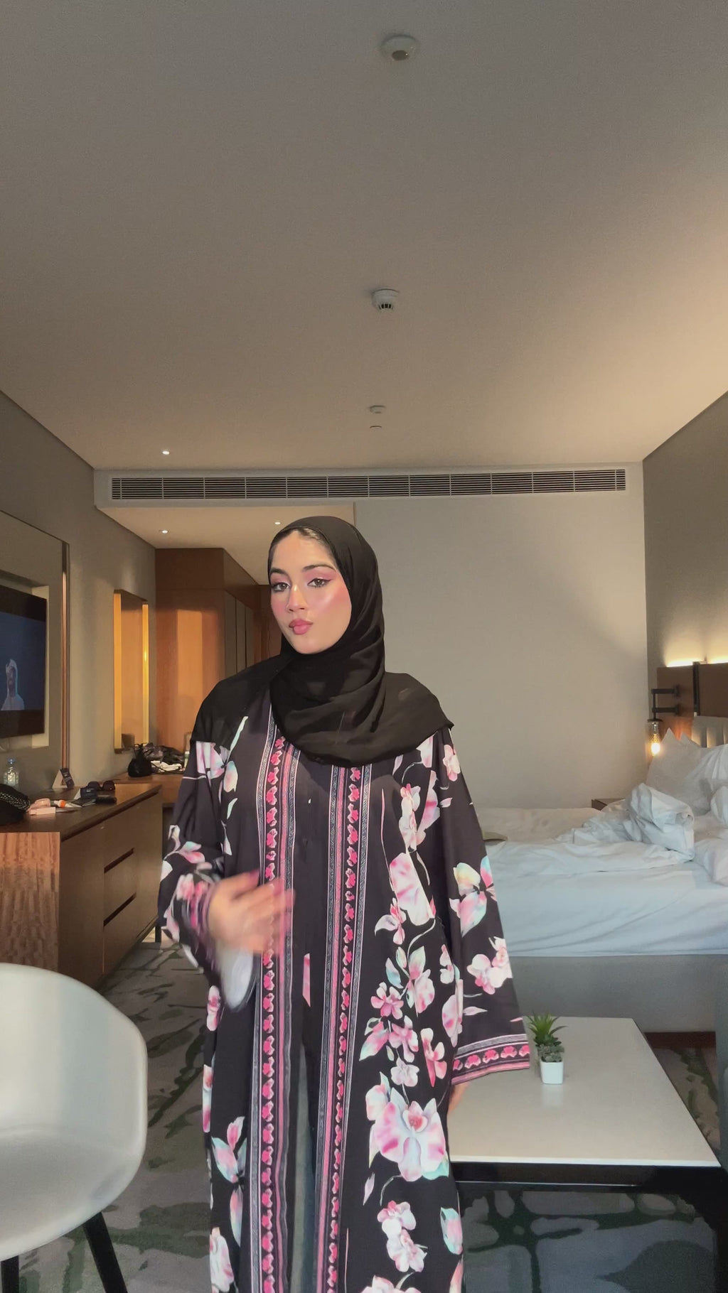 Midnight bloom abaya